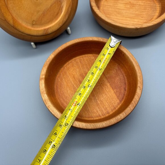 Set of 3 Vintage Maple Wood Bowls – 5 Inch | Mid Century Thin Handcrafted - Picture 5 of 5